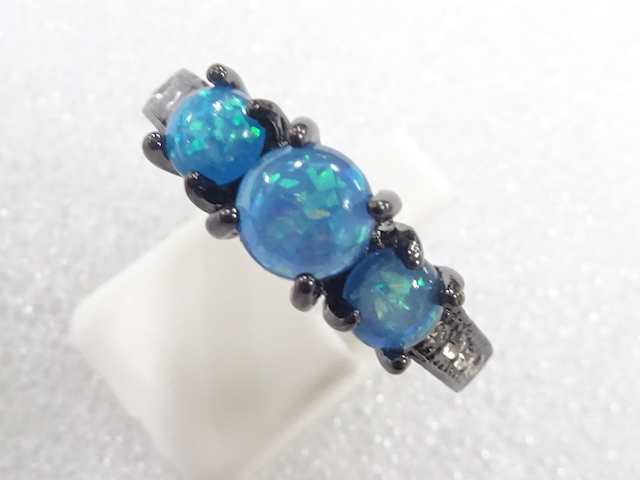 JAPANESE KIMONO / ANTIQUE COLORED STONE RING (SIZE 24)